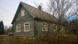 В Любятово дом с баней на хуторе; возможность купить землю до 10-ти га