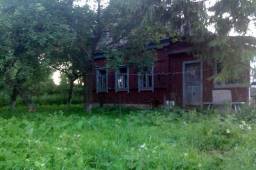 Участок с домом, садом и прудом в Юрьевском