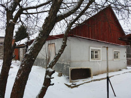 Продаю домик с ИЖС-участком (12 соток) в подмосковной деревне Жуково
